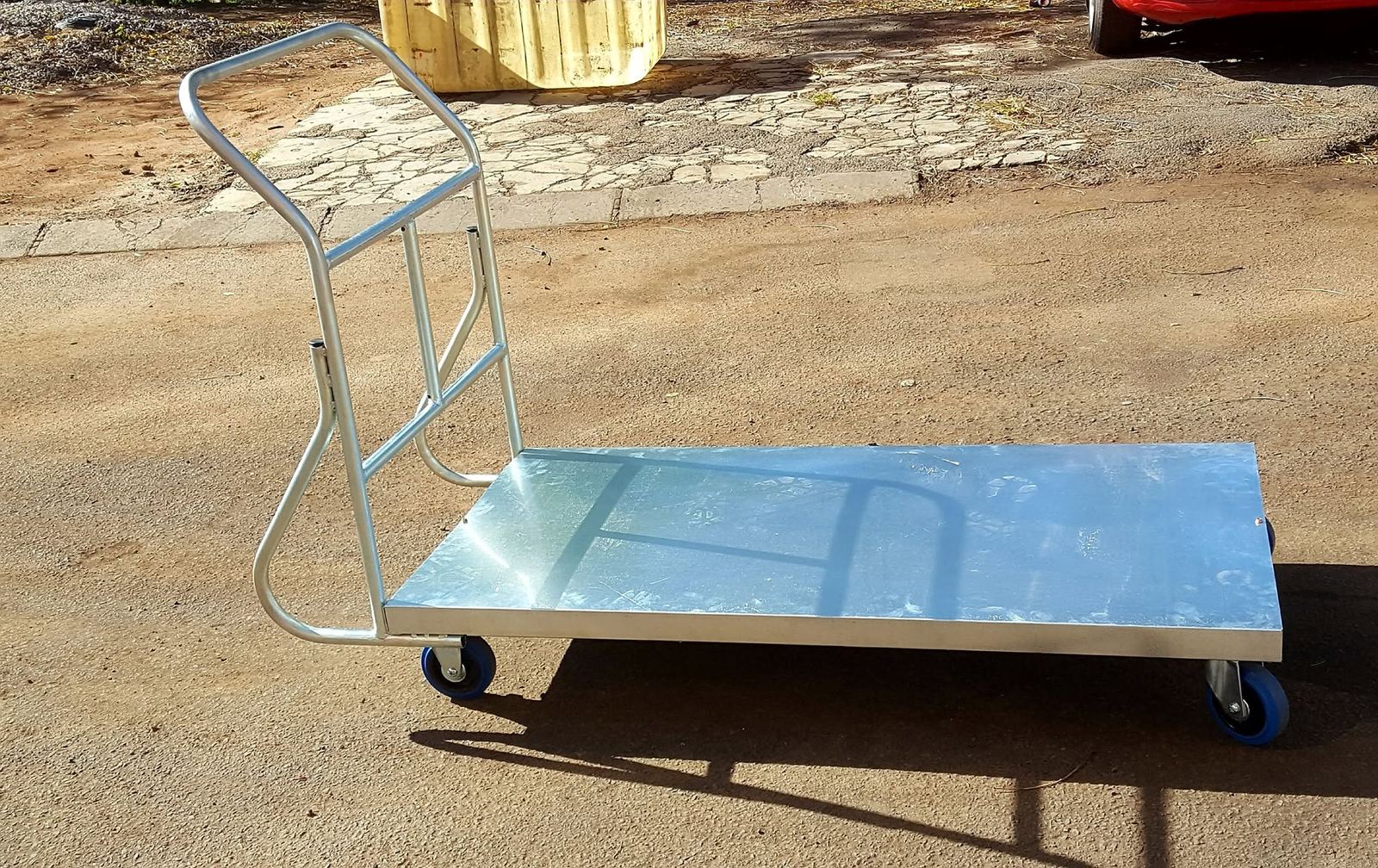 Flatbed steel trolley