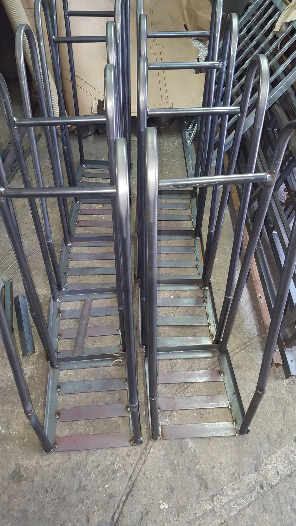 Access stair and balustrade structure
